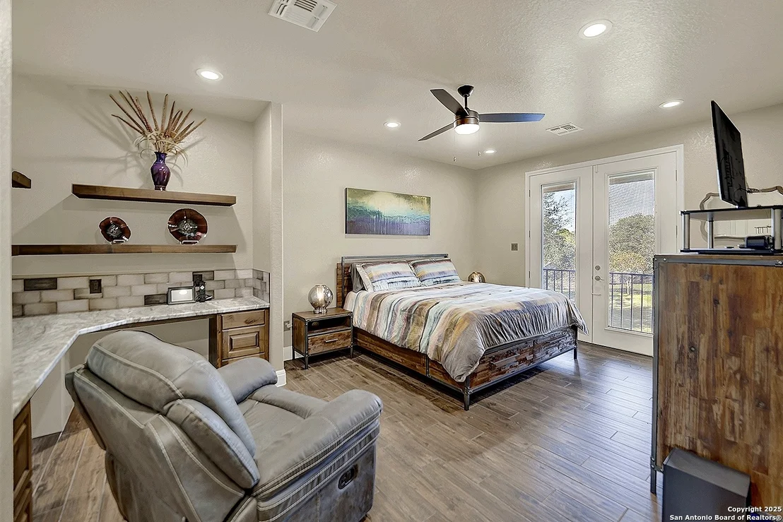 Photo of 1309 E