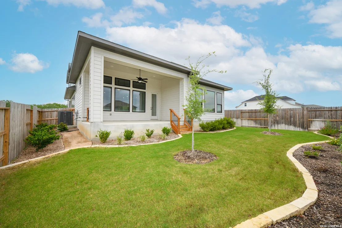 Photo of 972 Nolte Bend