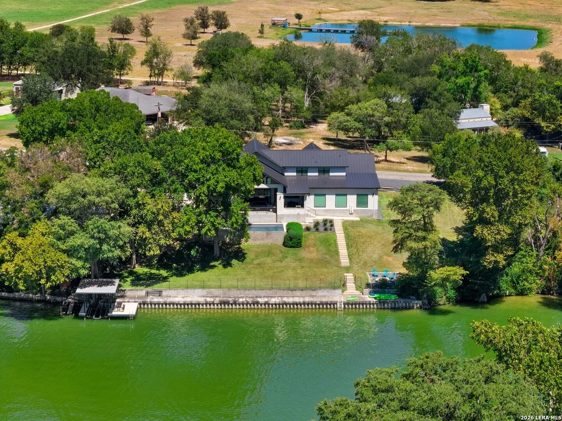 Photo of 230 Turtle Ln