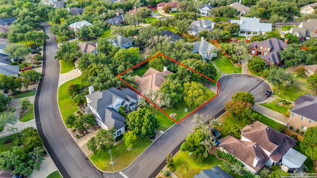 Photo of 8506 Fairway Spring