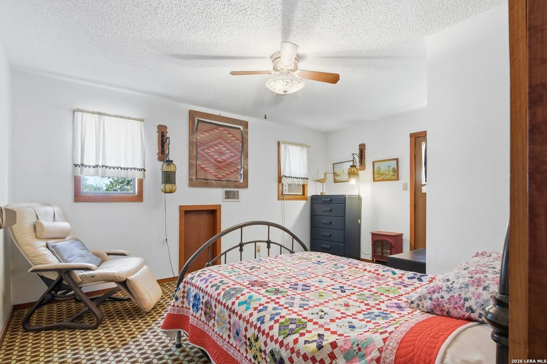 Photo of 383 County Road 404