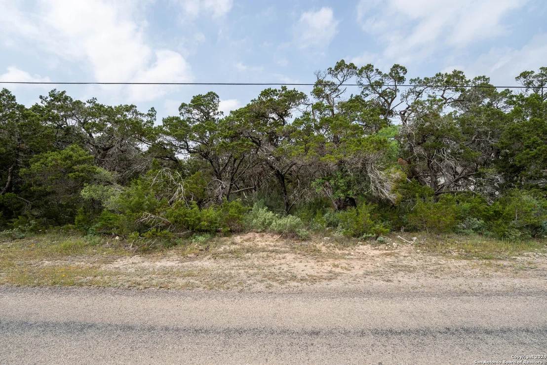 Photo of 6136 TANGLEWOOD TRL