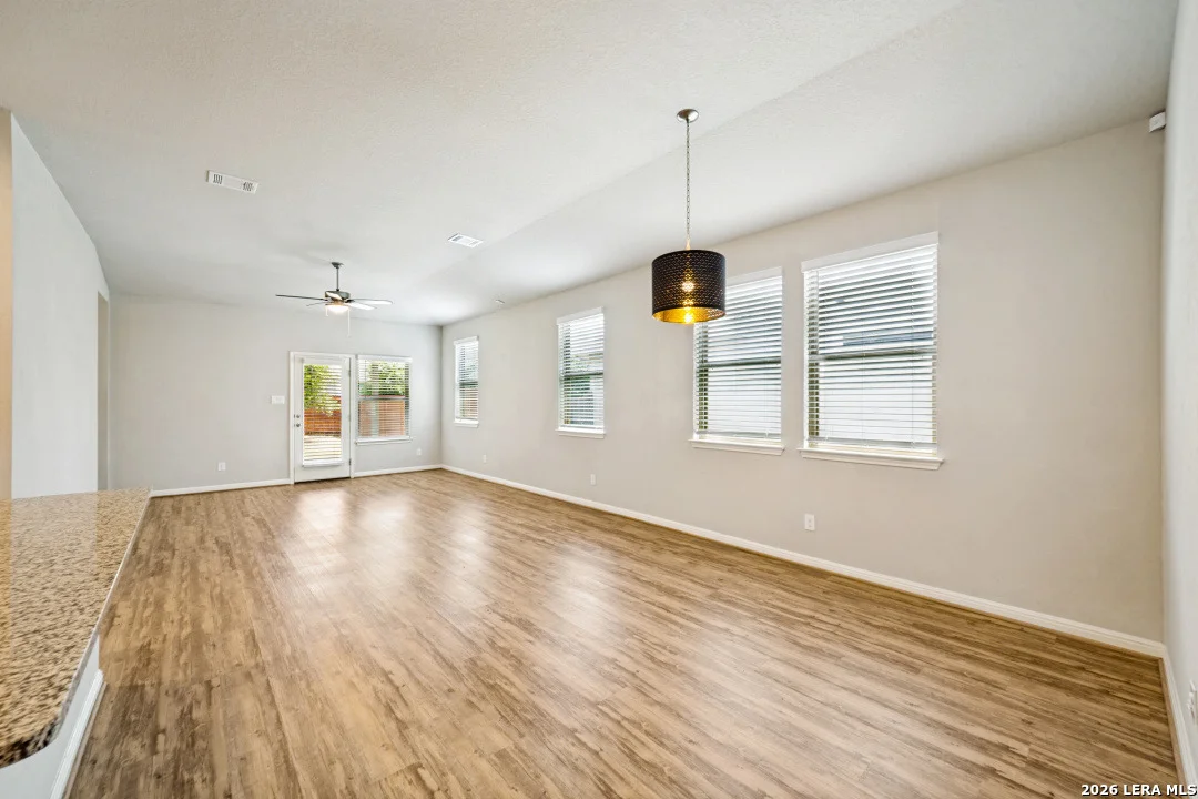 Photo of 12939 Staubach