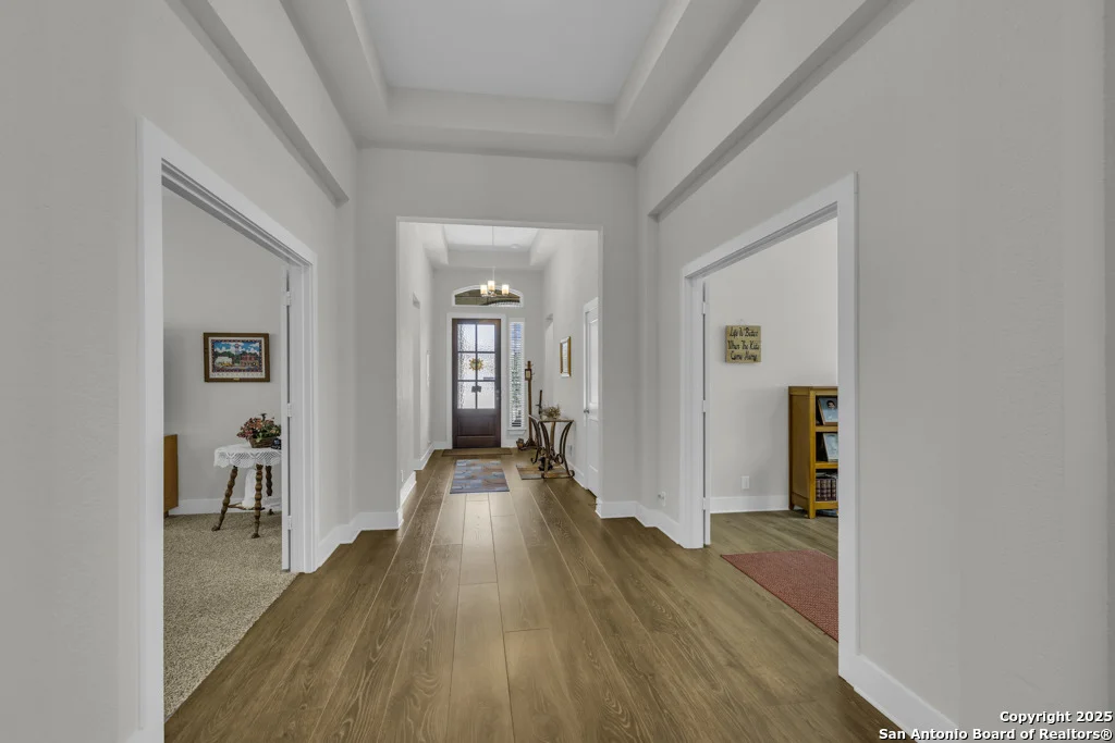 Photo of 929 Rench