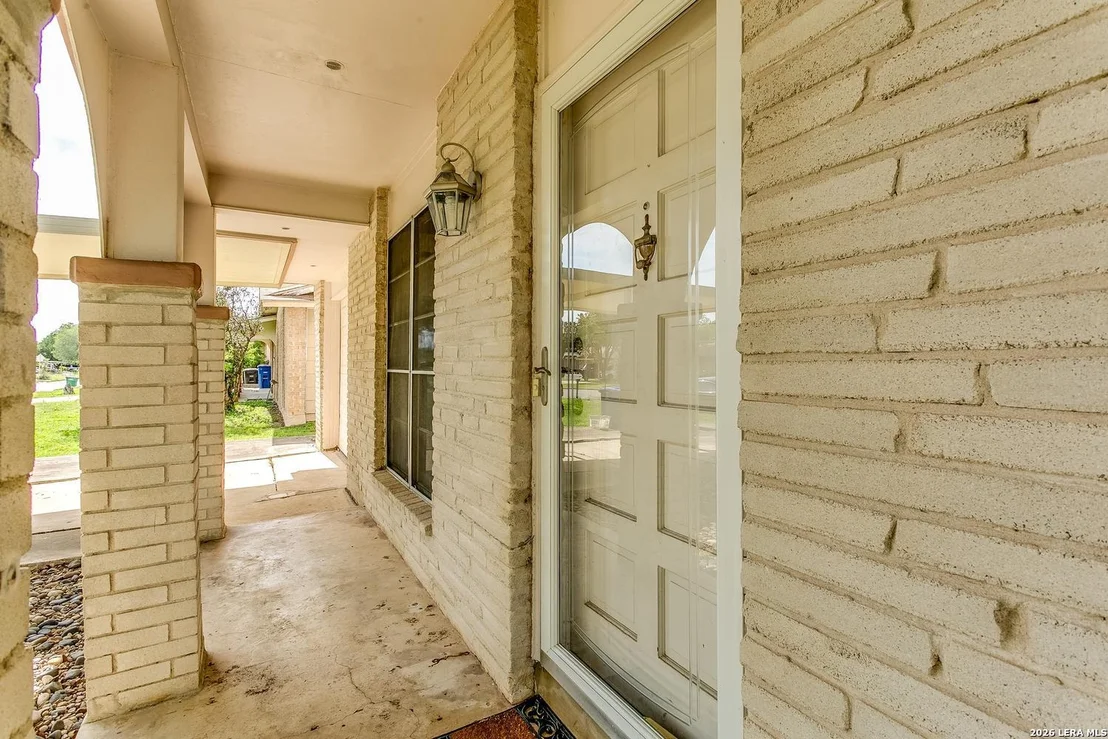 Photo of 4431 CLEAR SPRING DR