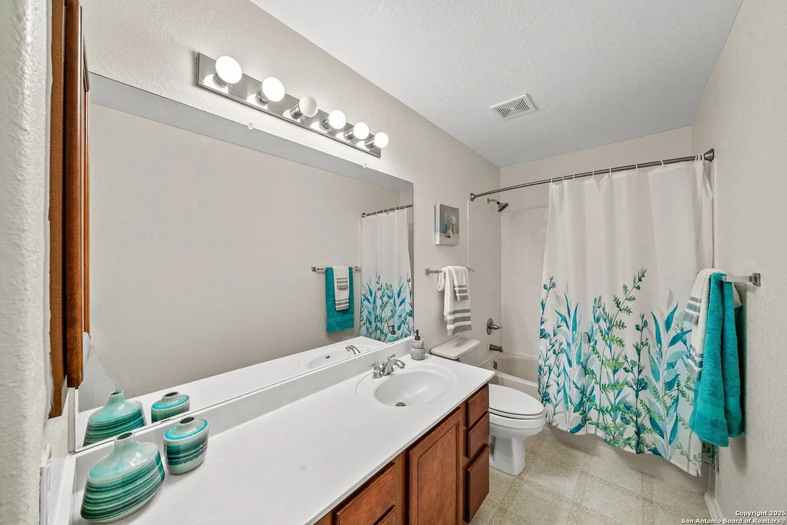 Photo of 21907 Kenton Croft
