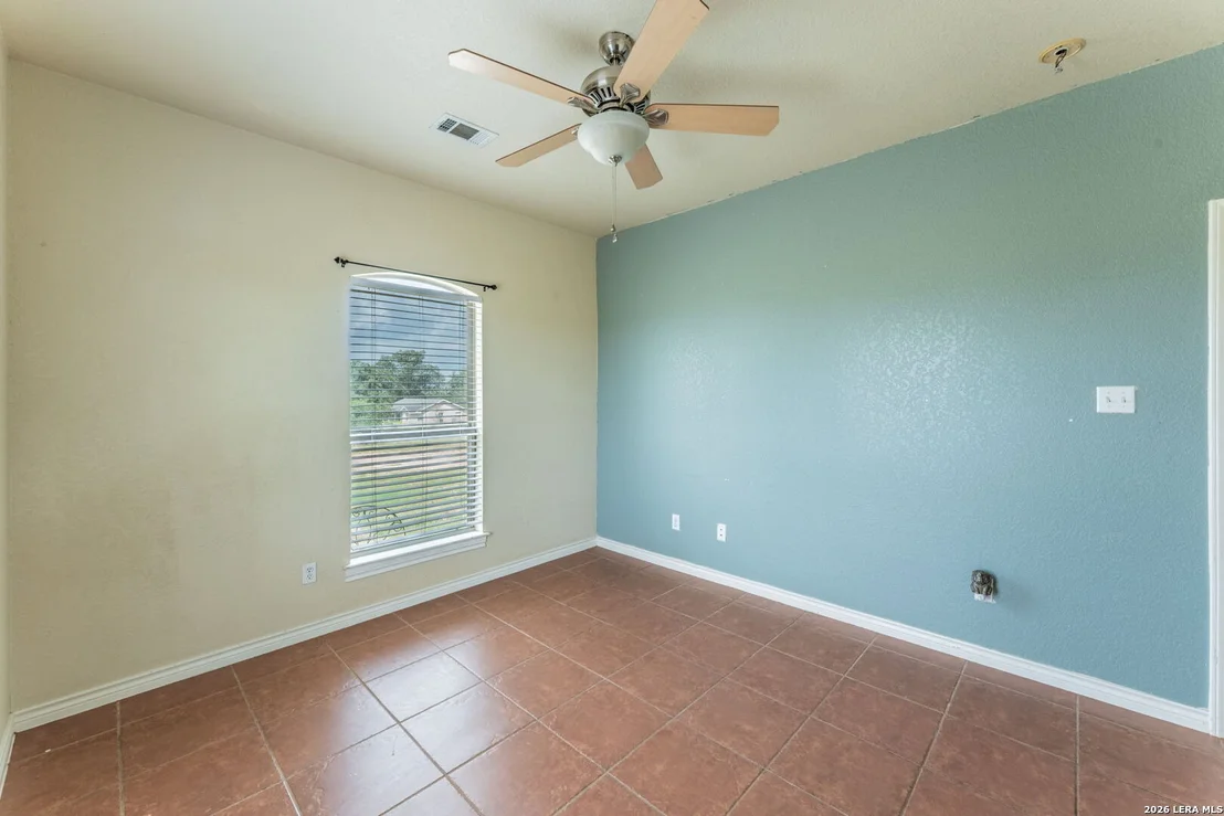 Photo of 810 MOCKINGBIRD LN