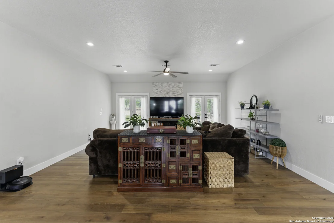 Photo of 725 Winding View