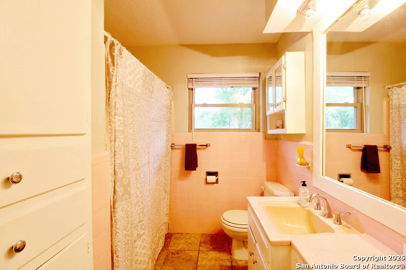 Photo of 113 ADOBE DR
