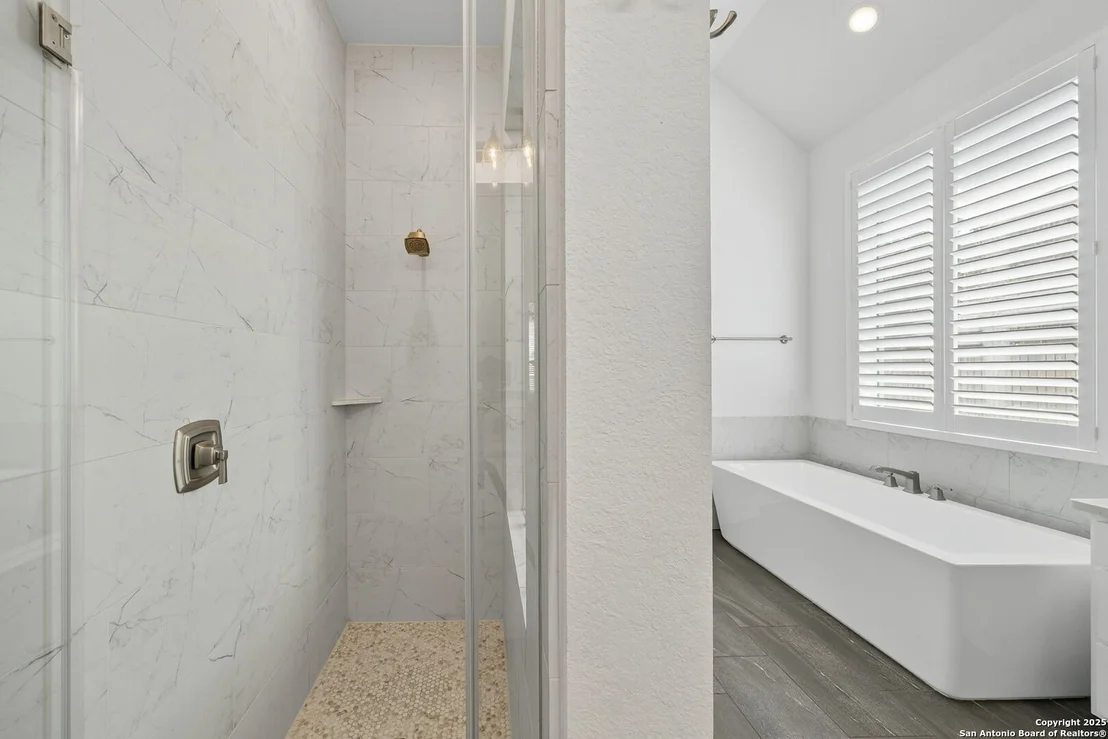 Photo of 8608 Shady Gate