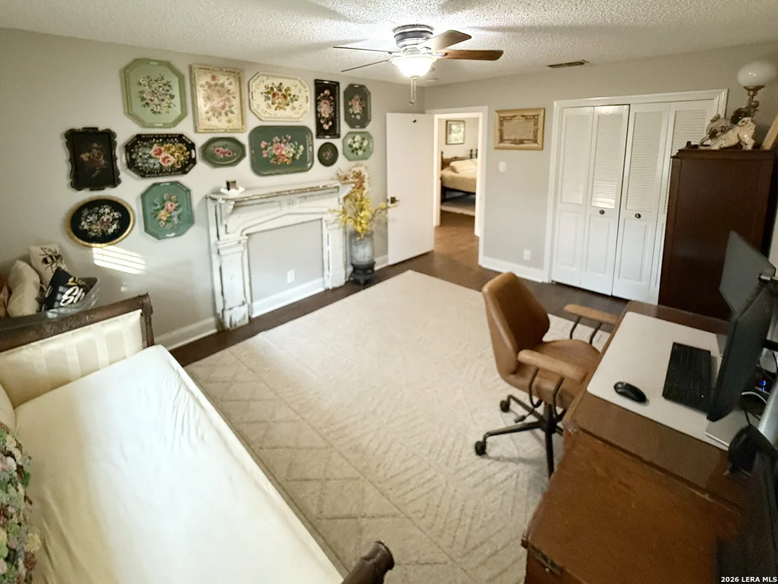 Photo of 12518 Chateau Forest