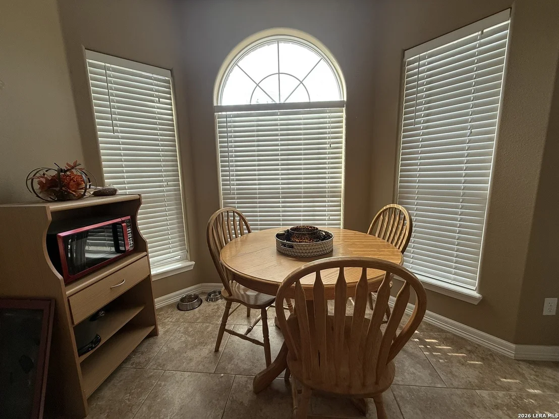 Photo of 137 Lakeview Trace