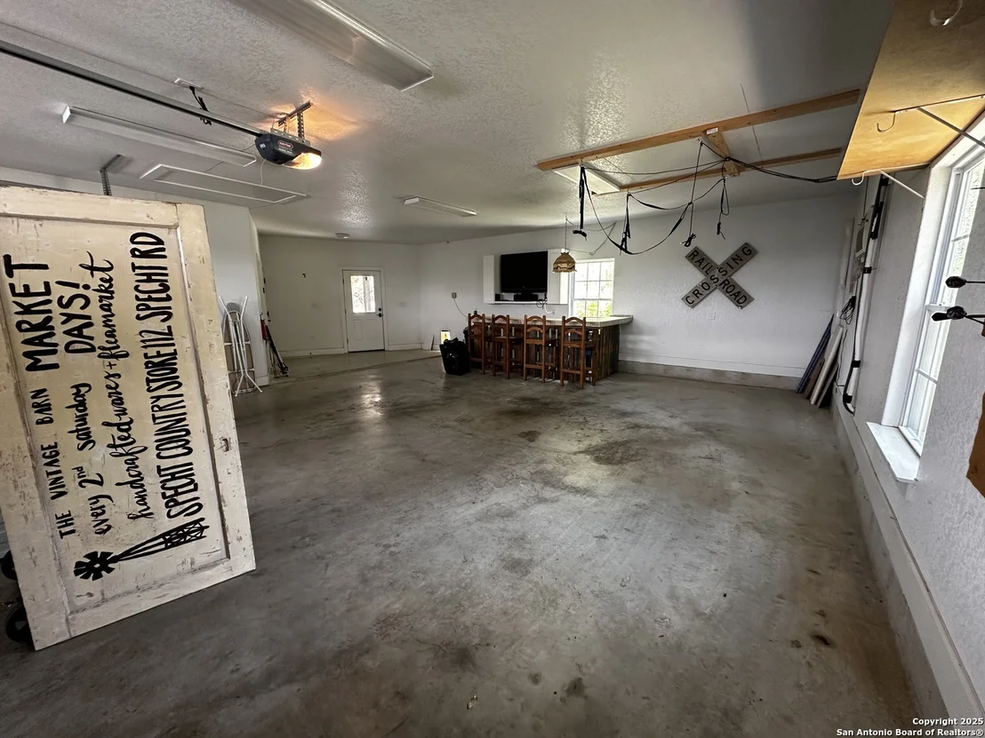 Photo of 2521 Bay Hill