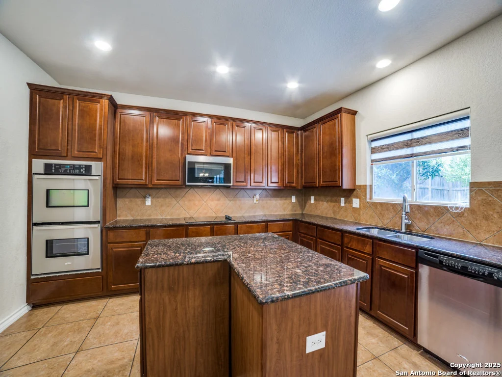 Photo of 7618 Mission Point
