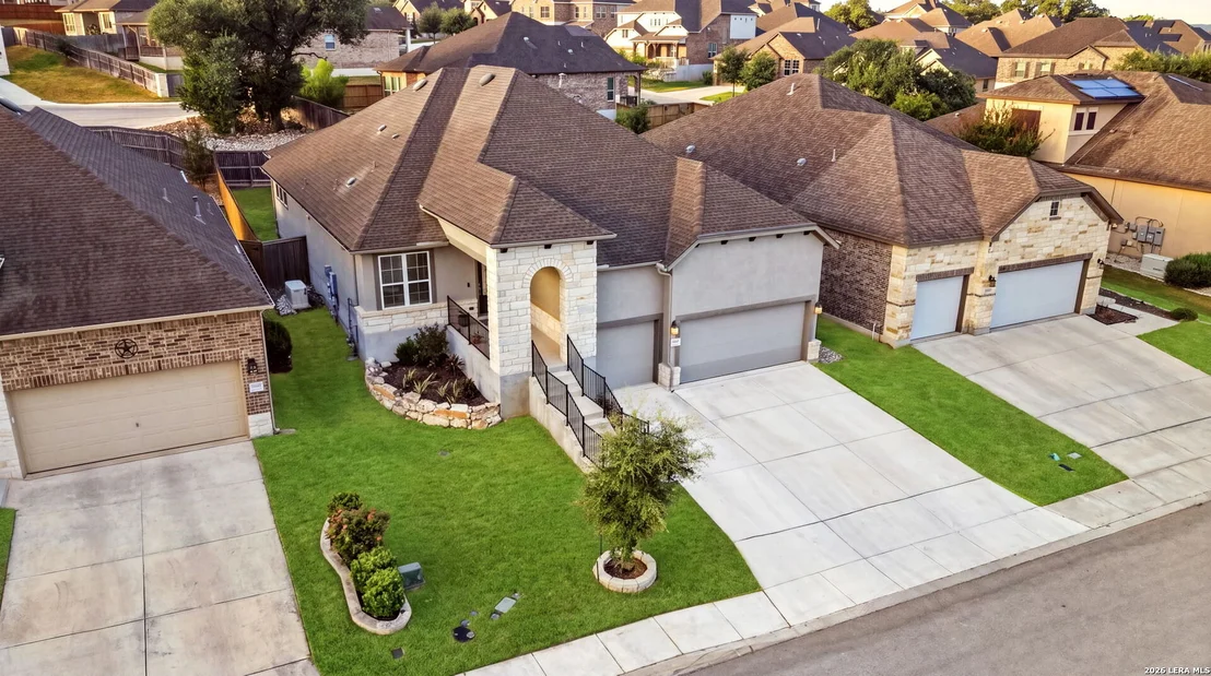 Photo of 28963 Windlesham Way