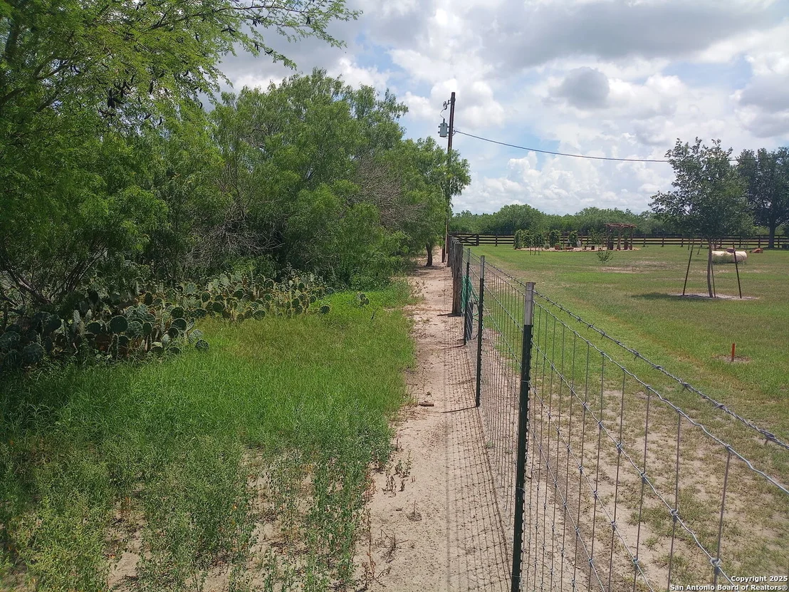 Photo of 137 County Road 302