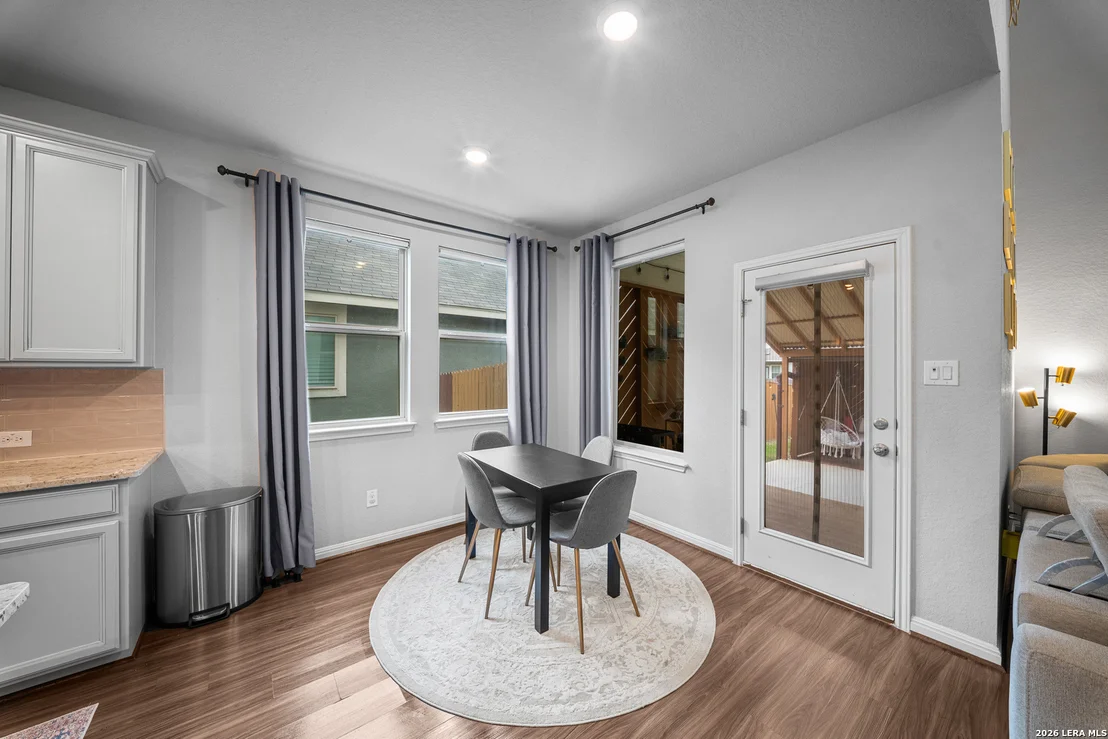 Photo of 9543 Garrison