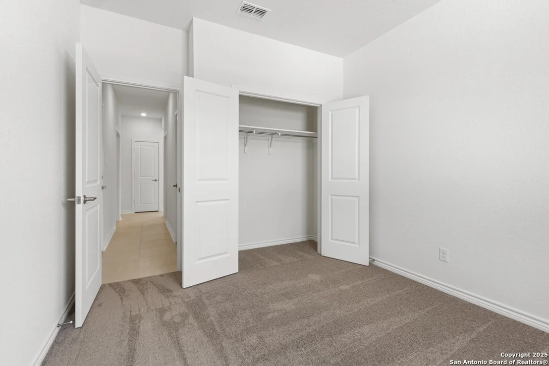 Photo of 405 Panther Way