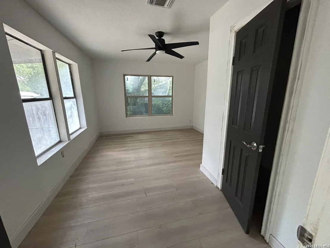 Photo of 315 Muegge