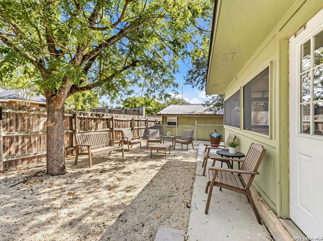 Photo of 145 WILL ROGERS DR