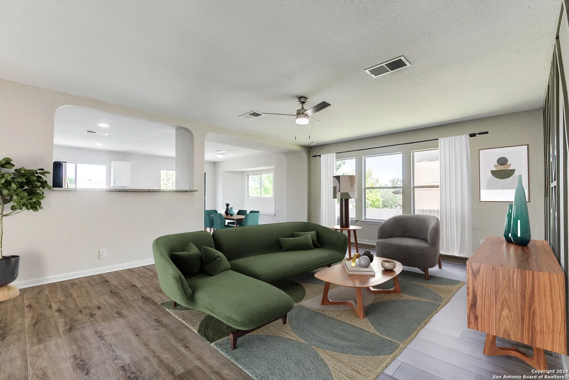 Photo of 7035 RAINTREE FRST