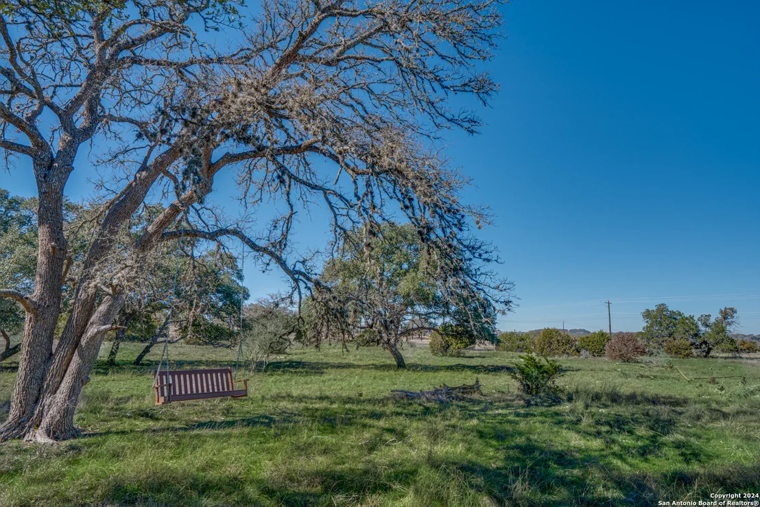 Photo of 114 Sabinas Creek Ranch Rd