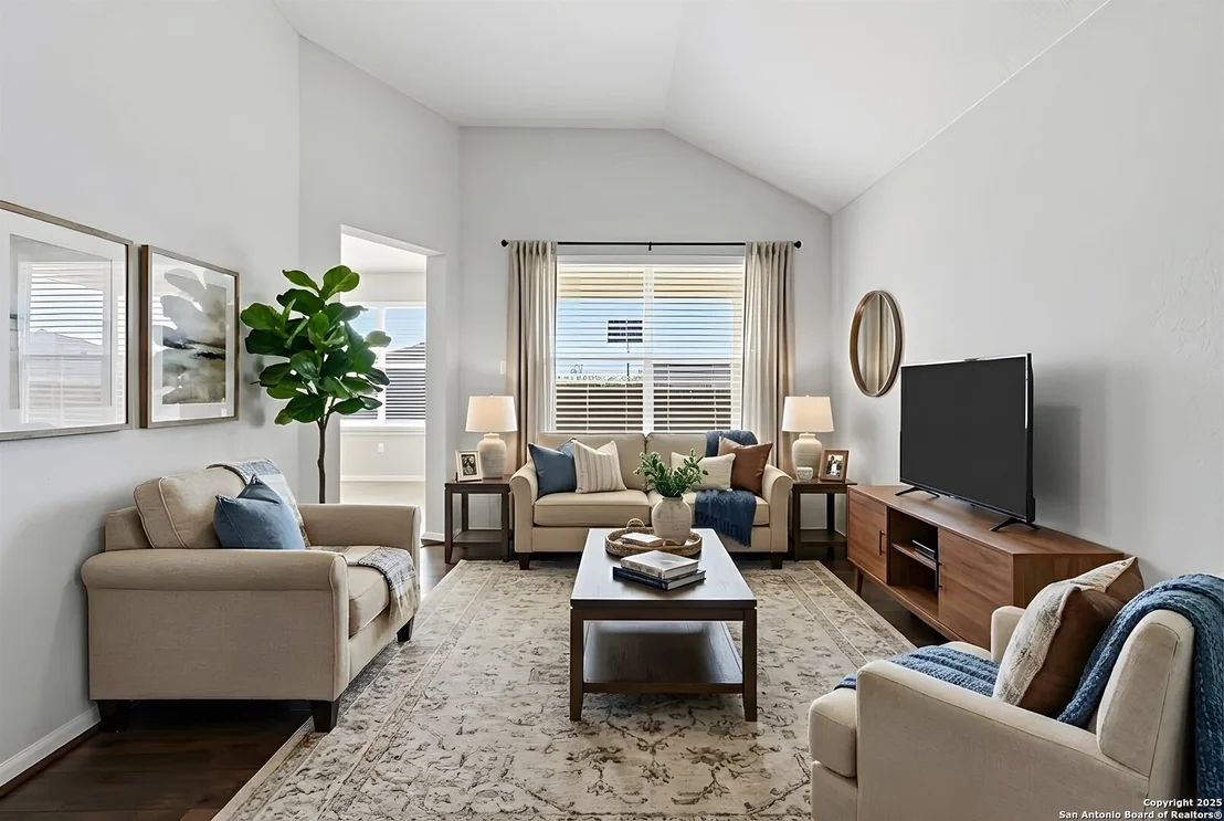 Photo of 8242 Pioneer Oak