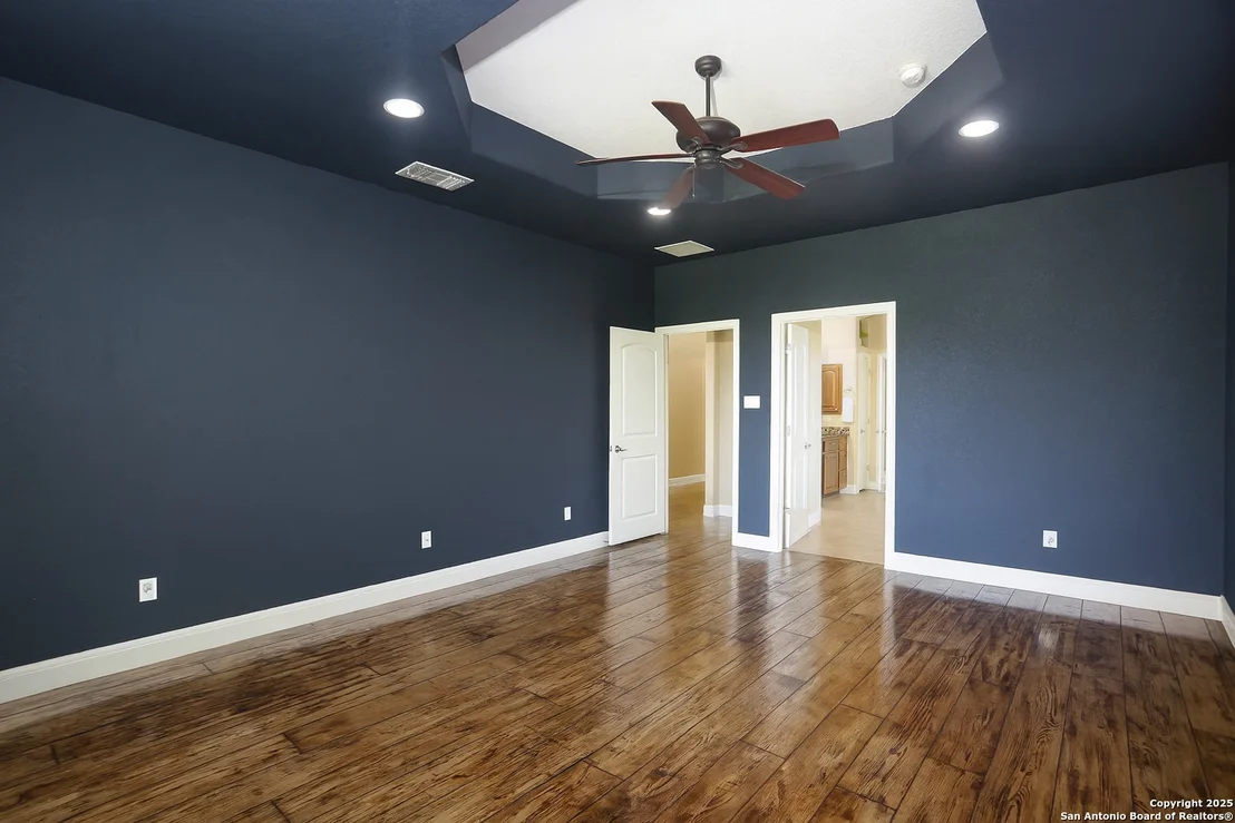 Photo of 12302 Calvert