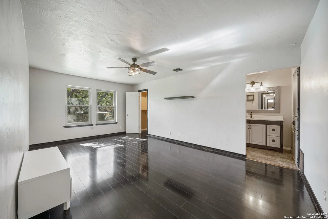 Photo of 2514 heather path