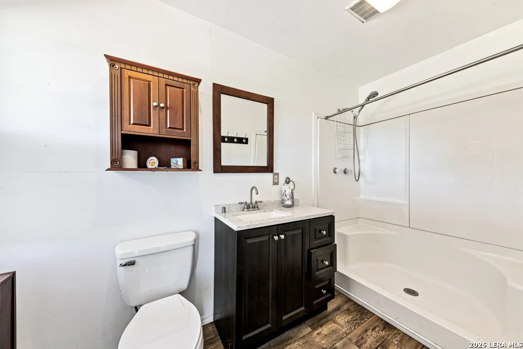 Photo of 103 Lariat Dr