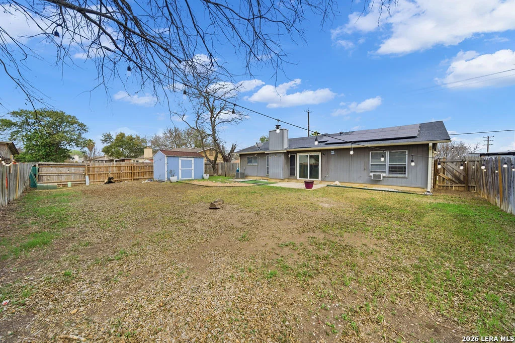 Photo of 6926 Montgomery Dr