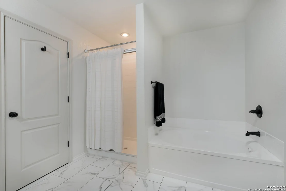 Photo of 8902 Catkin Meadow