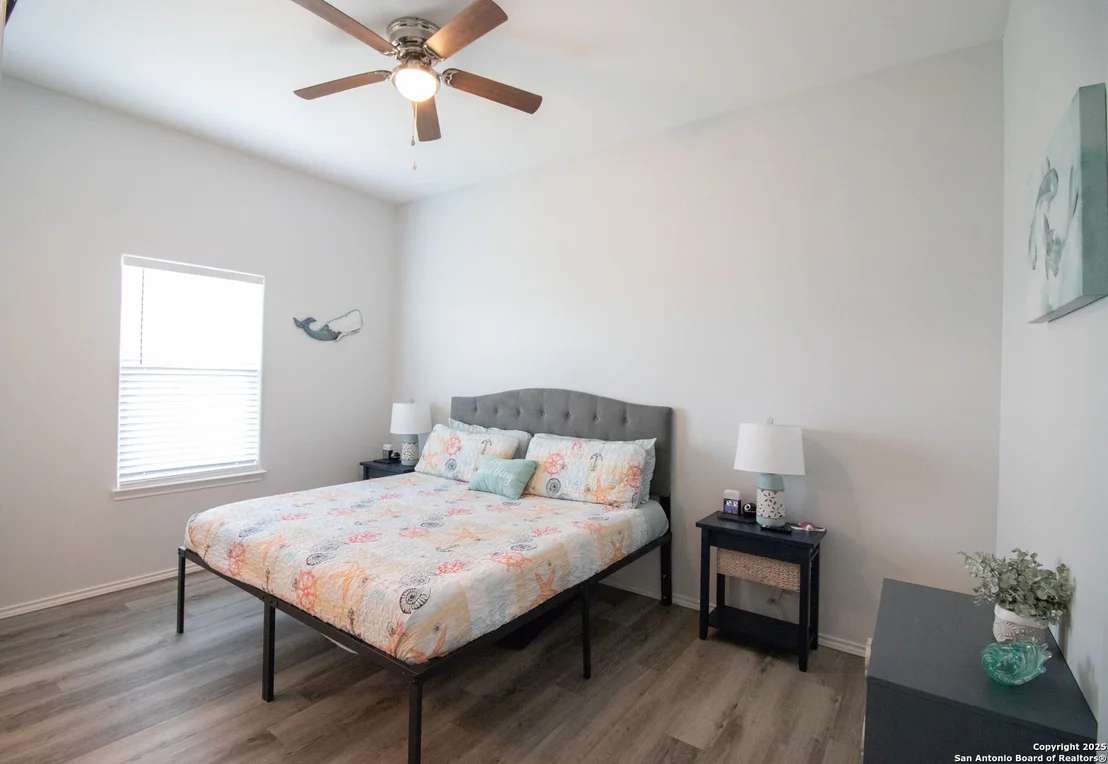 Photo of 207 Paradise Dr