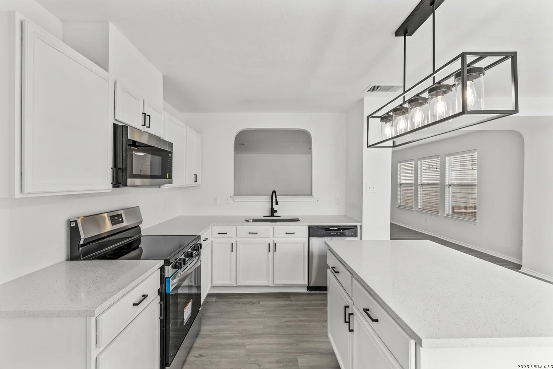 Photo of 1415 Barker Bay