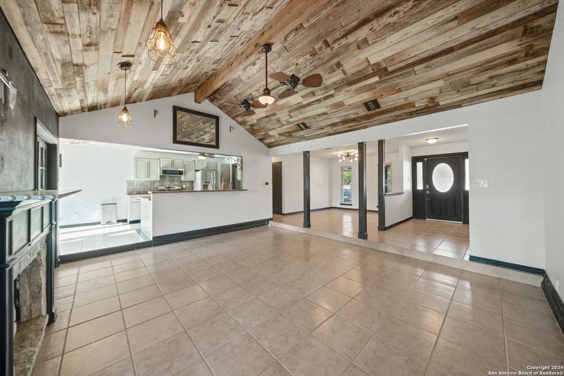 Photo of 2514 heather path