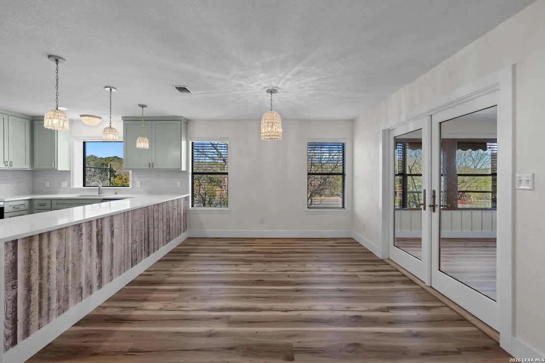Photo of 100 Riverhill Blvd