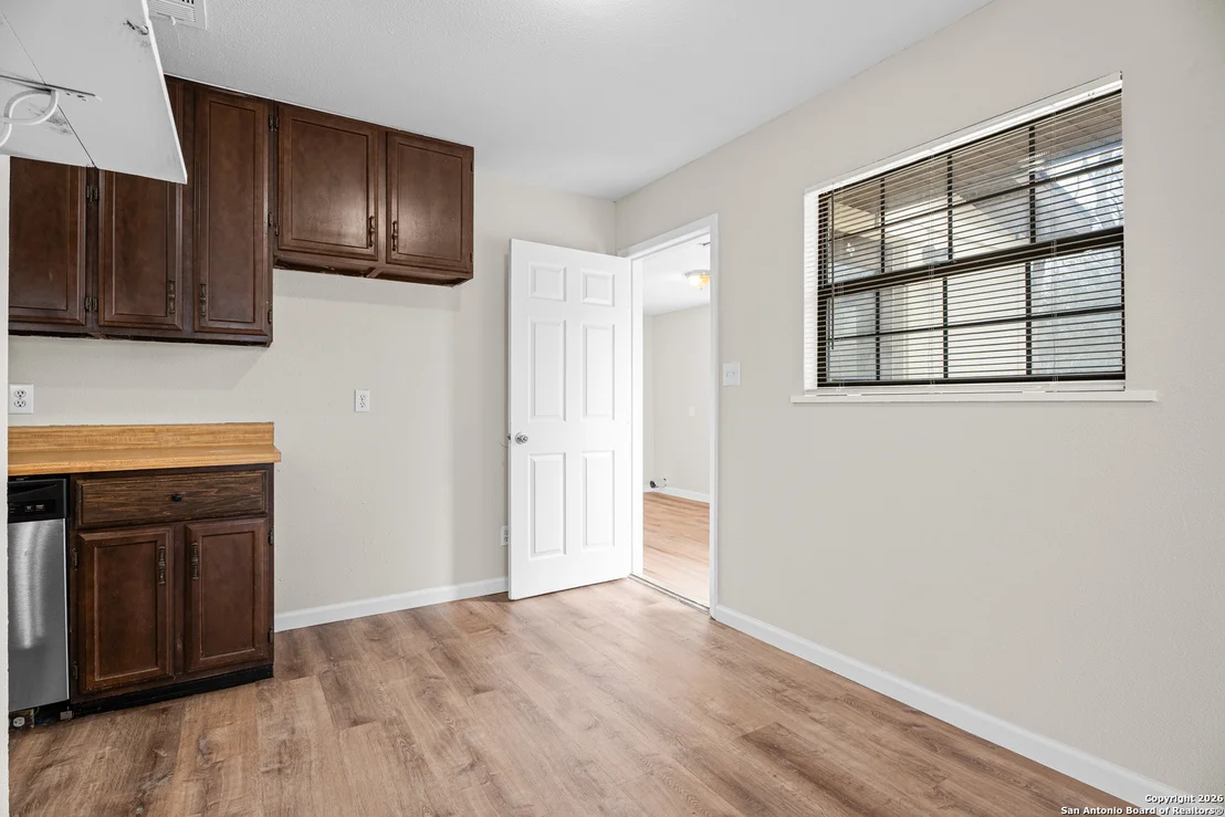 Photo of 9557 Green Valley