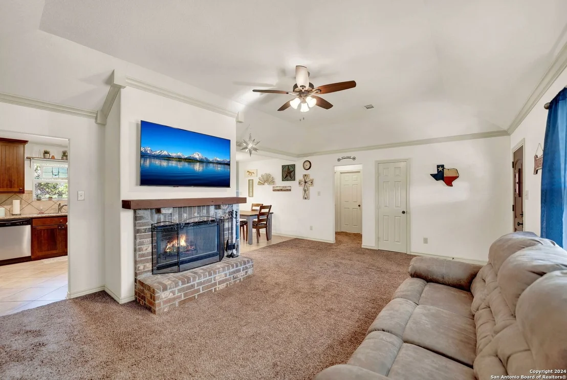 Photo of 1616 RIVER TRAIL RD