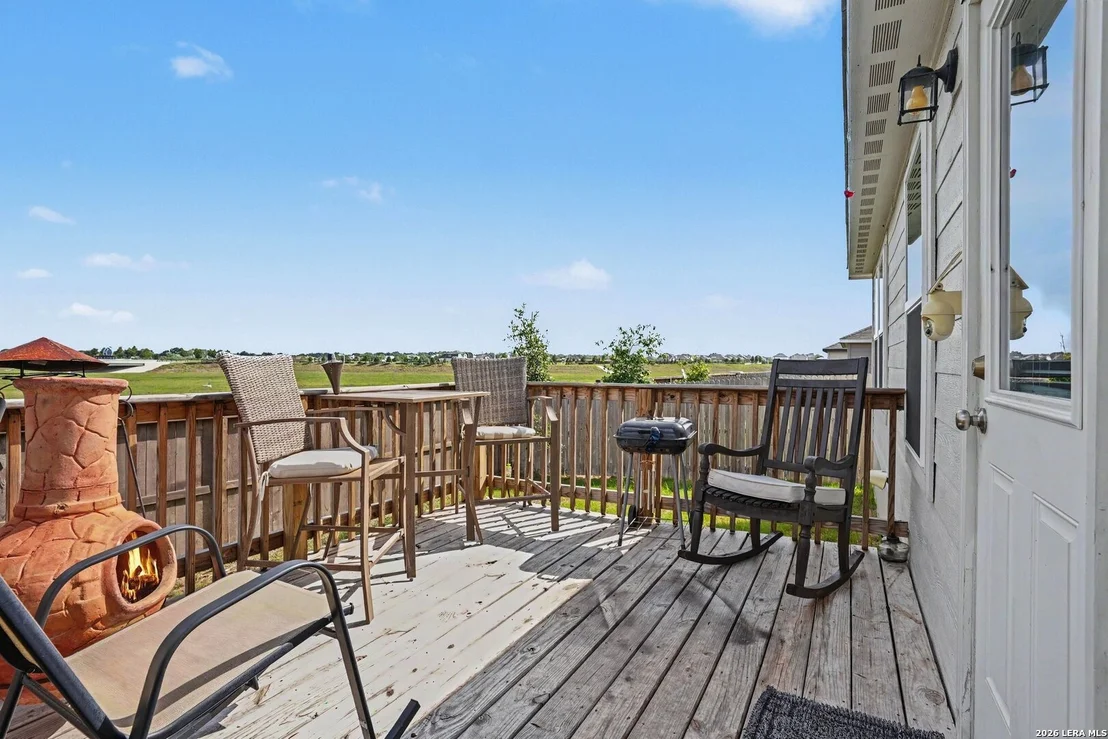 Photo of 105 Twin Swan Dr