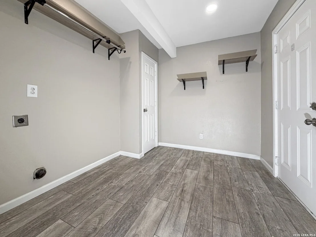Photo of 209 SCOTT AVE