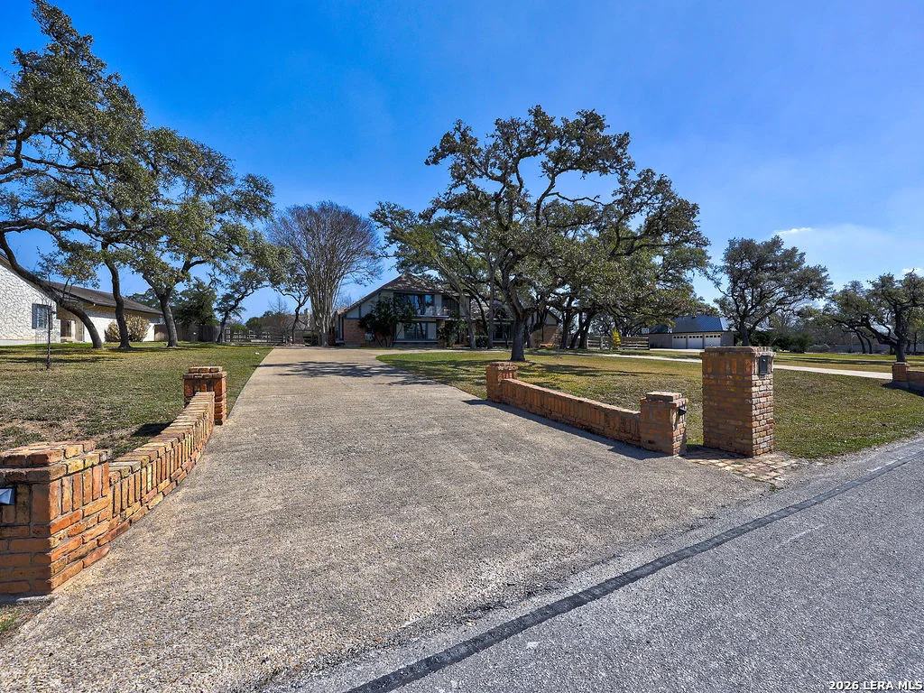 Photo of 29540 Red Bud Hill