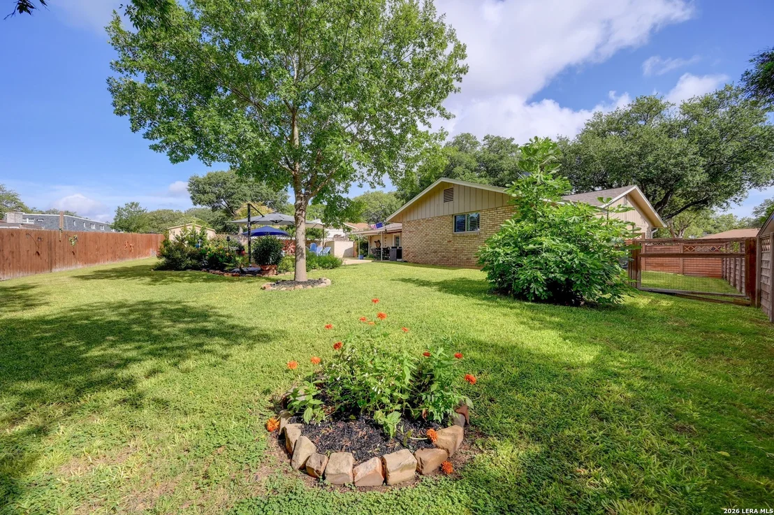Photo of 106 Barcelona Drive