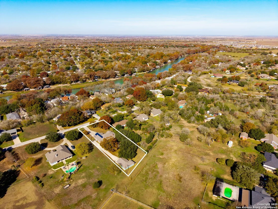 Photo of 313 Ridge Crest