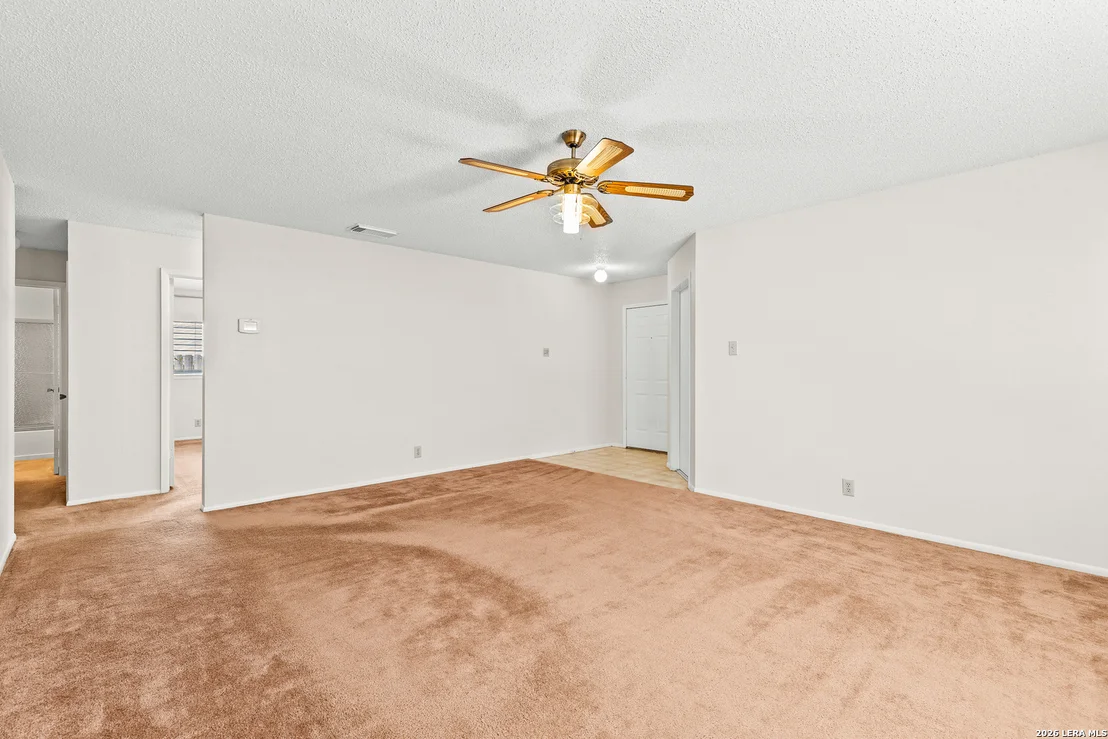 Photo of 7623 Cascade Oak