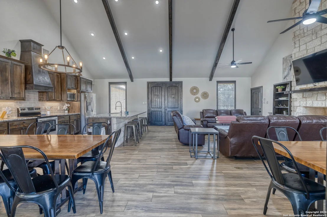 Photo of 1416 Mountain Valley Drive