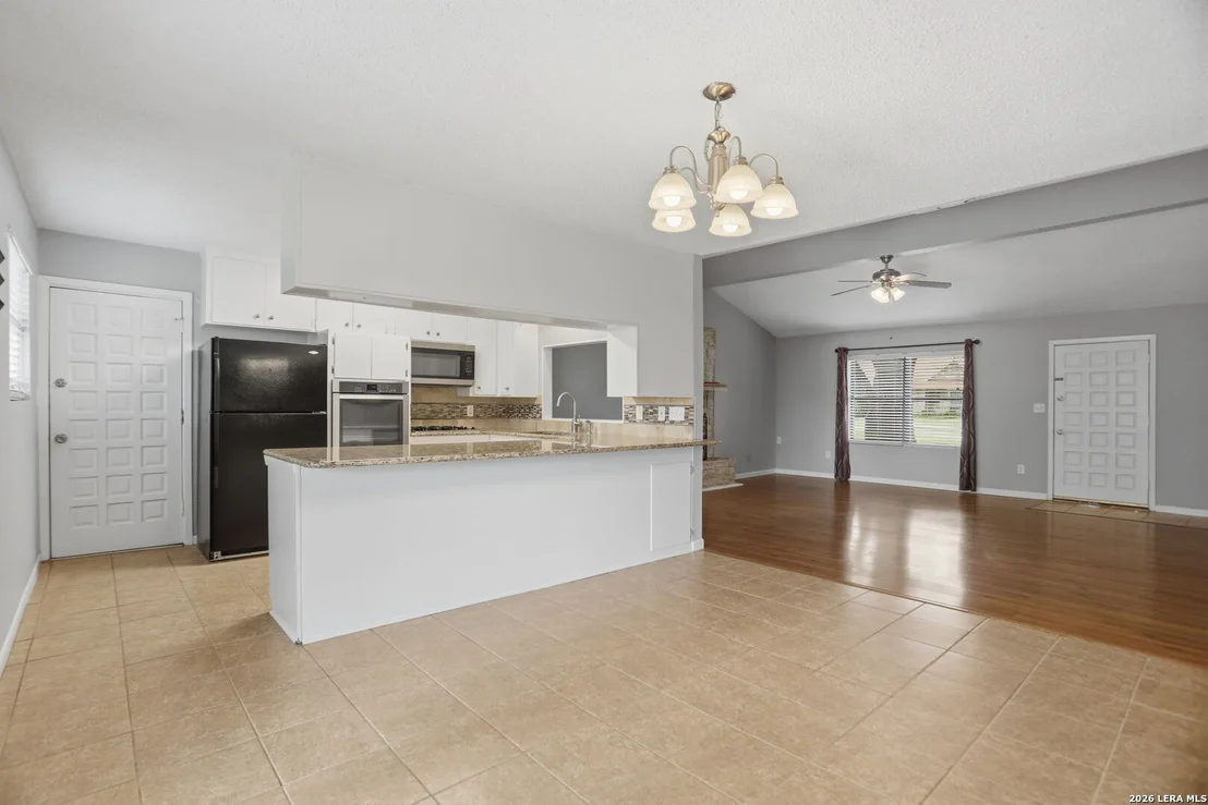 Photo of 303 CASTLE CT
