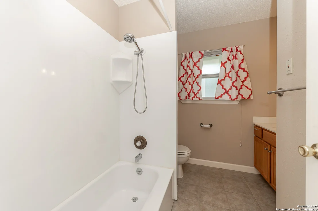 Photo of 409 Pecan Dr.