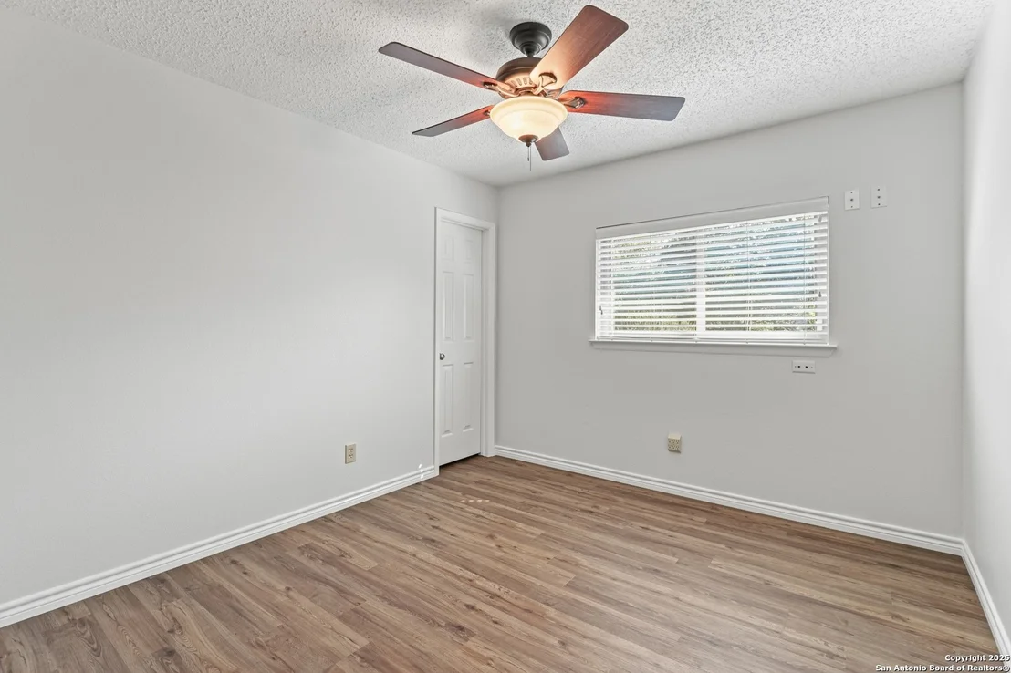 Photo of 13410 forum