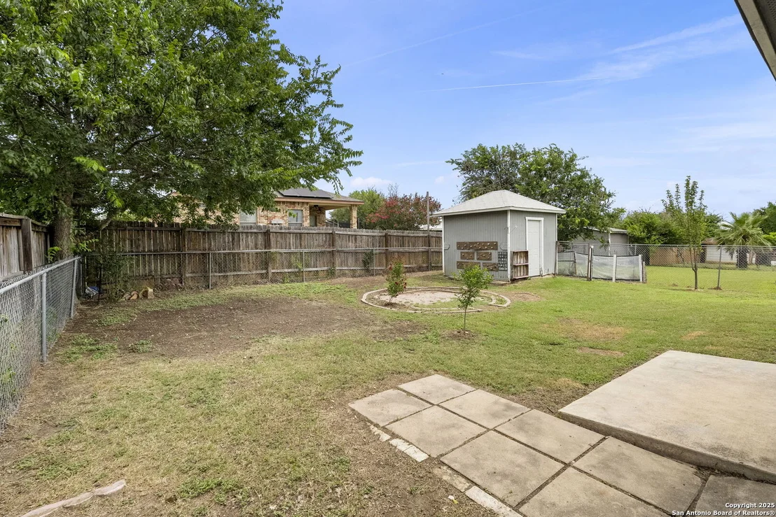 Photo of 5927 Tree View