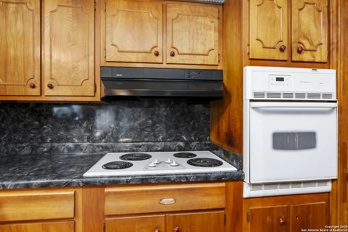 Photo of 606 Serenade